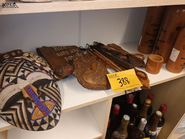 Lot 388 - decoratie. 16 stuks - afbeelding 1 van  4