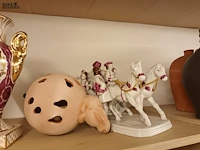 Lot 389 - decoratie. 11 stuks - afbeelding 3 van  5