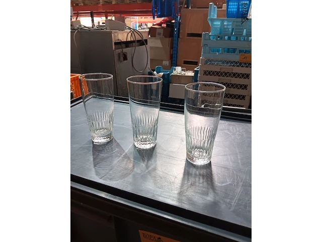 Lot 39 - bierglazen 220 stuks - afbeelding 1 van  2
