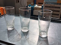 Lot 39 - bierglazen 220 stuks - afbeelding 1 van  2