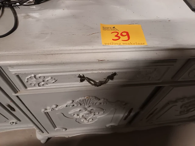Lot 39 - dressoir kast - afbeelding 5 van  5