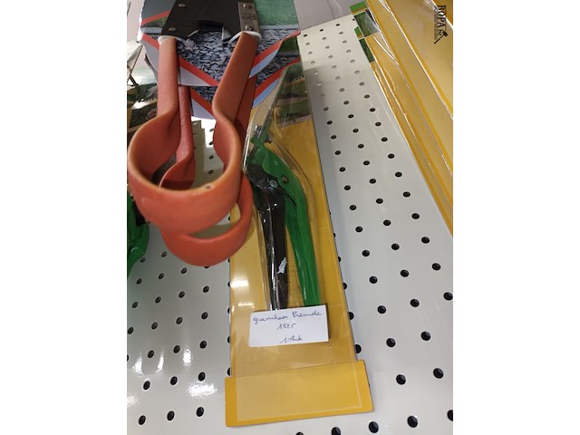 Lot 39 - grasscharen en buxusscharen. 19 stuks - afbeelding 4 van  5