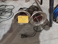 Lot 39 - infrarood lampen. 2 stuks - afbeelding 1 van  3