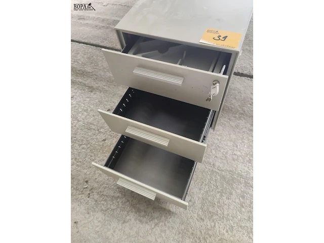 Lot 39 - metalen ladenblokje - afbeelding 2 van  2