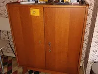 Lot 39 - vintage kast - afbeelding 1 van  4