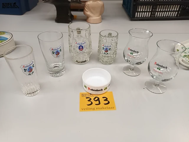 Lot 393 - rodenbach. 7 stuks - afbeelding 1 van  3