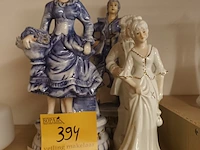 Lot 394 - porseleinen beelden. 4 stuks - afbeelding 1 van  3