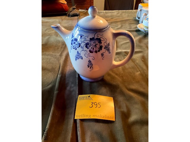 Lot 395 - koffie-theekan belgisch - afbeelding 1 van  3