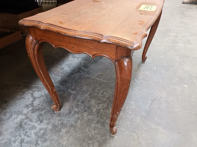 Lot 395 - salontafel louis xv - afbeelding 3 van  3