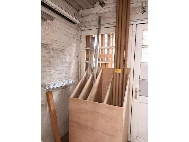 Lot 396 - diversen. inhoud rek - afbeelding 4 van  4