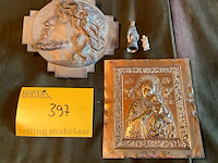 Lot 397 - religieus kristuskop/zilverkleurig plaatje icoonstijl/ klein - afbeelding 1 van  3