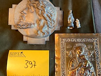 Lot 397 - religieus kristuskop/zilverkleurig plaatje icoonstijl/ klein - afbeelding 2 van  3
