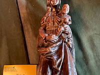 Lot 398 - houten mariabeeld - afbeelding 2 van  4