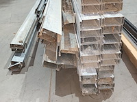 Lot 4 - aluminium gyproc profielen - afbeelding 2 van  4