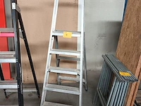 Lot 4 - aluminium trapladder ernst