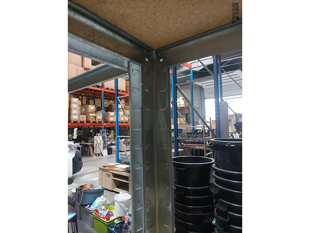 Lot 4 - aluminium voorraadrek. 3 stuks - afbeelding 3 van  3