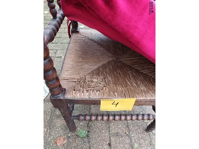 Lot 4 - antieke bobbin hoekstoel - afbeelding 5 van  6