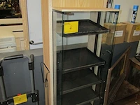 Lot 4 - bakkerij vitrinekast