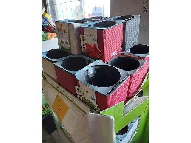 Lot 4 - bloempotjes - 35 stuks - afbeelding 1 van  4