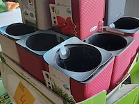 Lot 4 - bloempotjes - 35 stuks