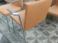 Lot 4 - bureelstoelen artifort - 4 stuks - afbeelding 3 van  4