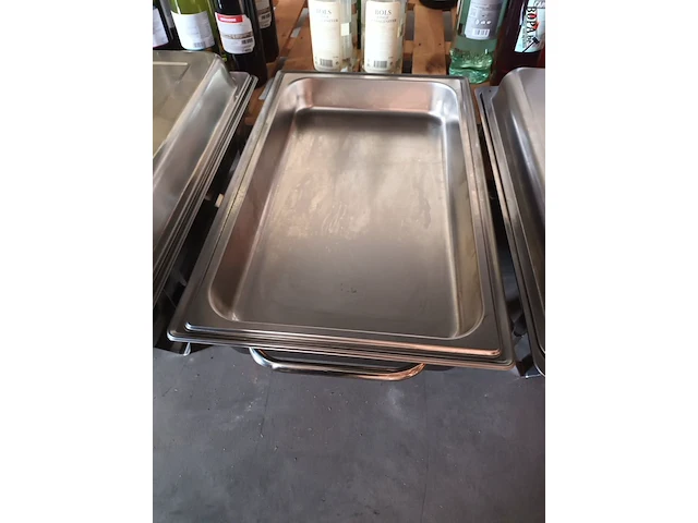 Lot 4 - chafing dish - afbeelding 3 van  3