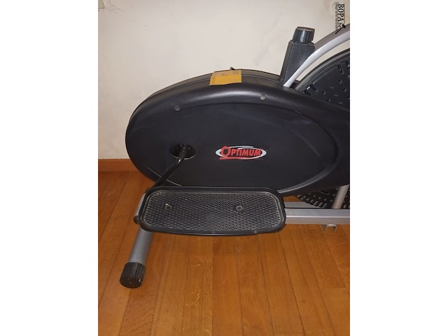 Lot 4 - crosstrainer optimum - afbeelding 2 van  3