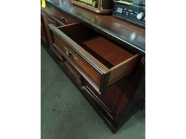 Lot 4 - dressoir kast - afbeelding 3 van  4
