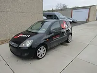 Lot 4 - ford fiesta (2007-chass.wf0hxxgajh7t80706) - afbeelding 7 van  14