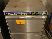 Lot 4 - glazenwasser