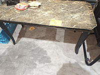 Lot 4 - houten salontafel