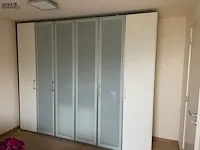 Lot 4 - kleerkast