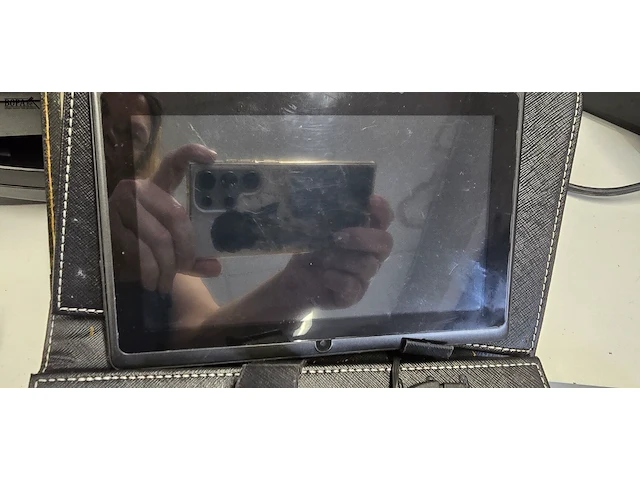 Lot 4 - laptop schneider voor onderdelen + tablet - afbeelding 4 van  8