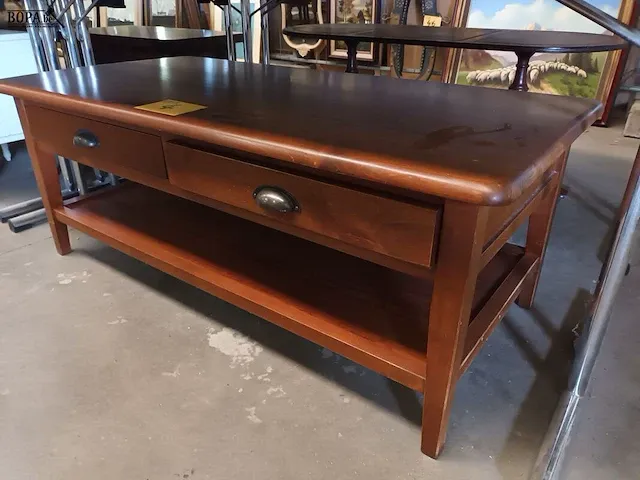 Lot 4 - massief houten salontafel - afbeelding 2 van  3