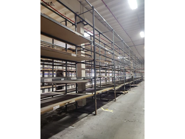 Lot 4 - metalen magazijnstelling - afbeelding 2 van  6