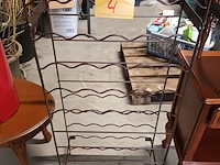 Lot 4 - metalen wijnrek
