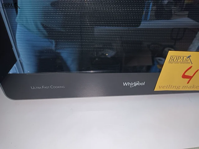 Lot 4 - microgolfoven whirlpool - afbeelding 2 van  4
