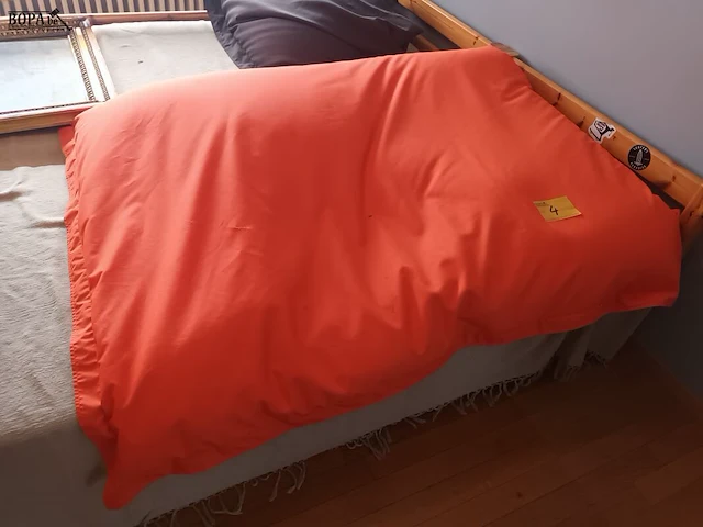 Lot 4 - oranje zitzak - afbeelding 1 van  3