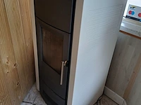 Lot 4 - pelletkachel piazzetta