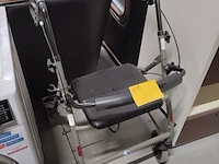 Lot 4 - rollator