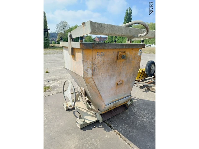 Lot 4 - secatol 1200 liter - afbeelding 1 van  6