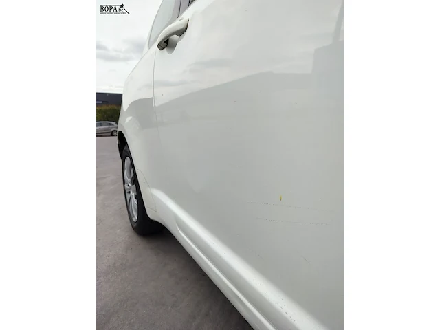 Lot 4 - suzuki swift (2009-chass.tsmmza11s00708613) - afbeelding 11 van  25