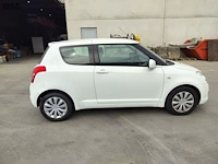 Lot 4 - suzuki swift (2009-chass.tsmmza11s00708613) - afbeelding 20 van  25