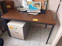 Lot 4 - tafel