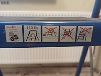 Lot 4 - trapladder en bijzettafeltje - afbeelding 3 van  3