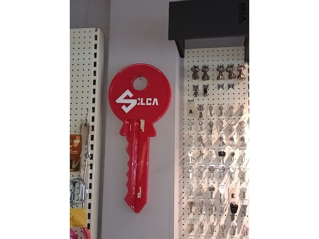 Lot 4 - wandreclame voor sloten. 11 stuks - afbeelding 6 van  6