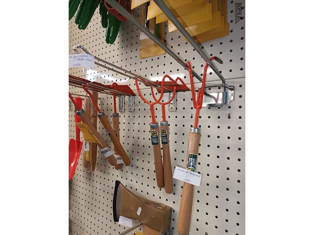 Lot 40 - divers tuingereedschap. 9 stuks - afbeelding 2 van  4