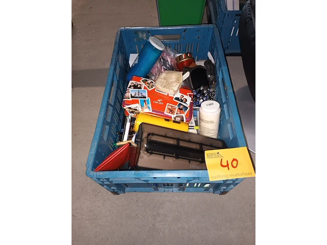 Lot 40 - diversen - afbeelding 1 van  4