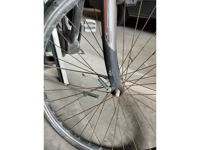 Lot 40 - elektrische hercules fiets - afbeelding 4 van  5