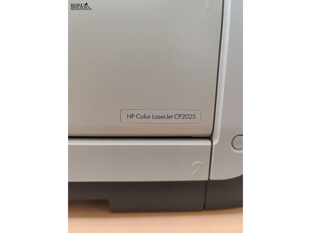 Lot 40 - hp color laserjet printer - afbeelding 2 van  2